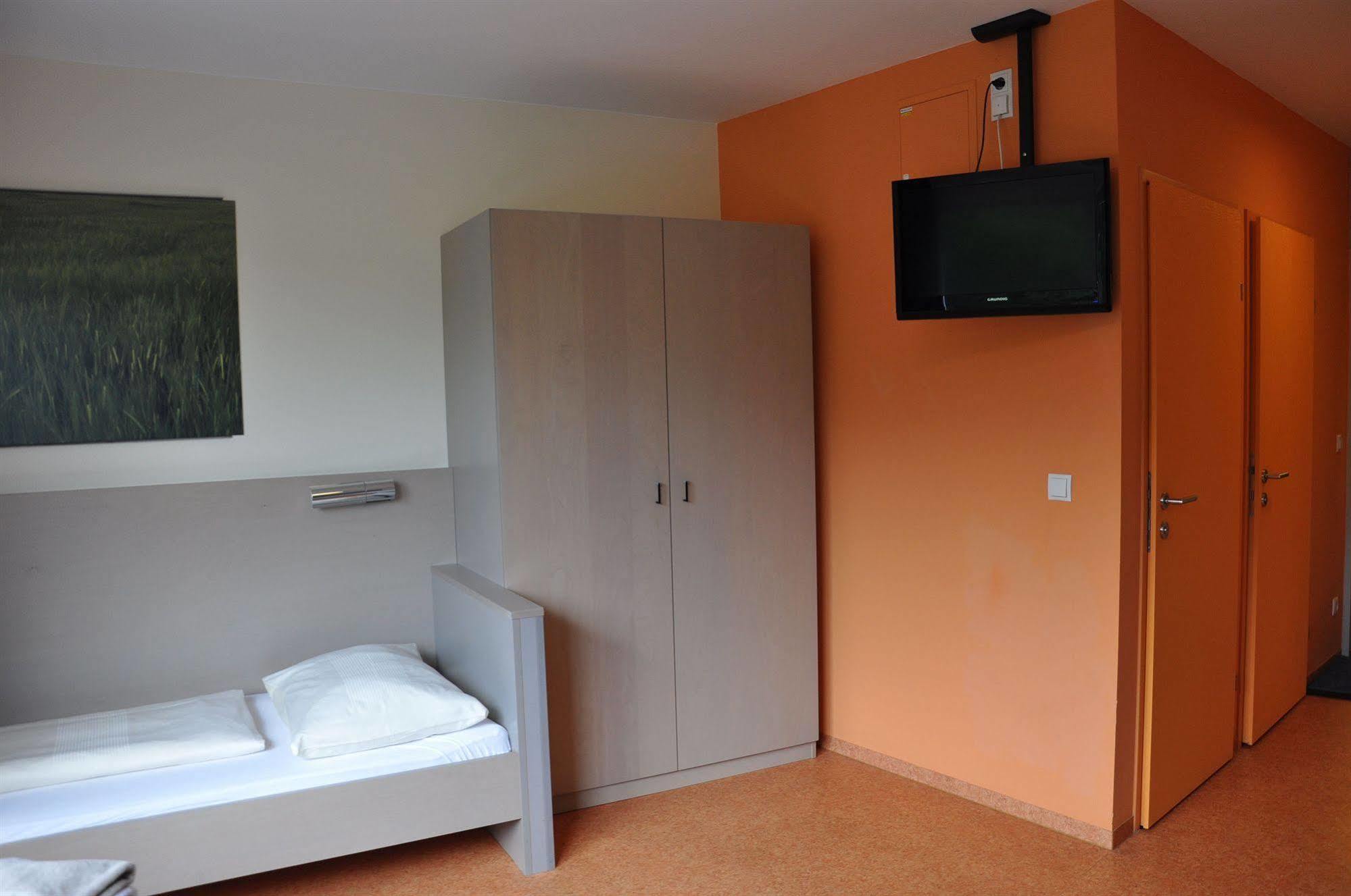 Motel Arbotel 24H Self Check-In Friesach  Exterior foto